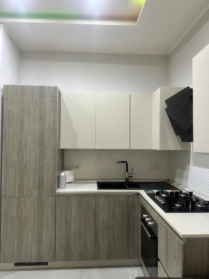 Apartamento La Casa Di Antonella Nápoles Exterior foto